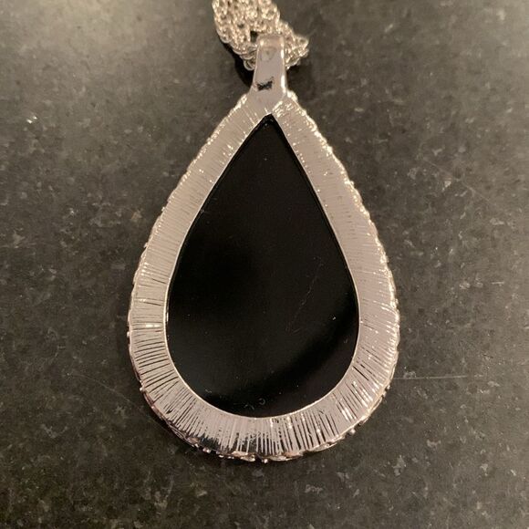 Iridescent Faux Abalone Shell Teardrop Pendant Necklace - Mother of Pearl Finish - Picture 10 of 10